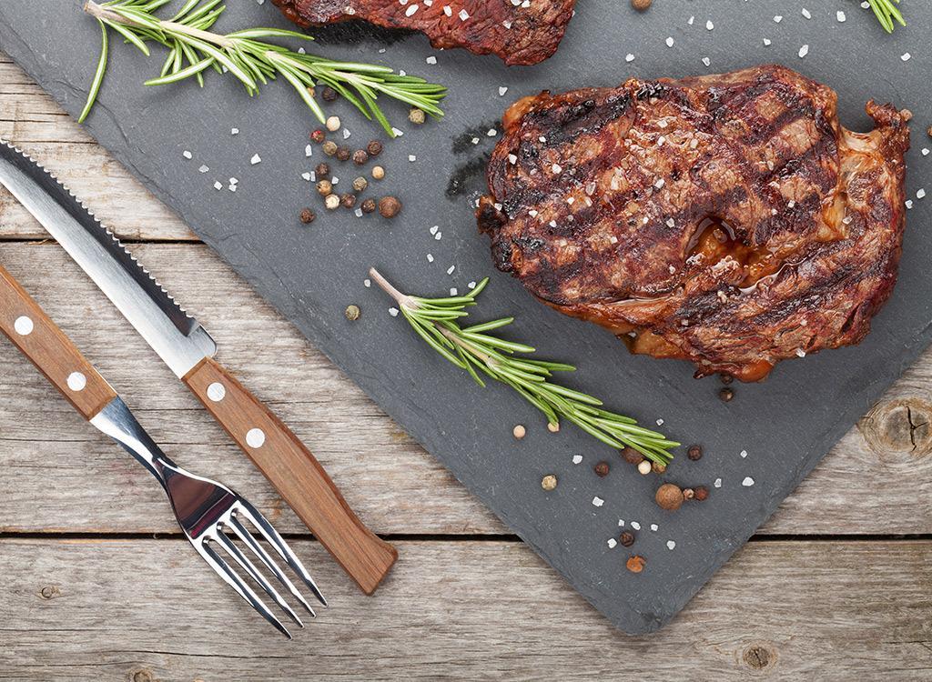 http://cdn.idntimes.com/content-images/post/20160715/rib-eye-steak-540fc95607cfcda4bc6751da40235d47.jpg