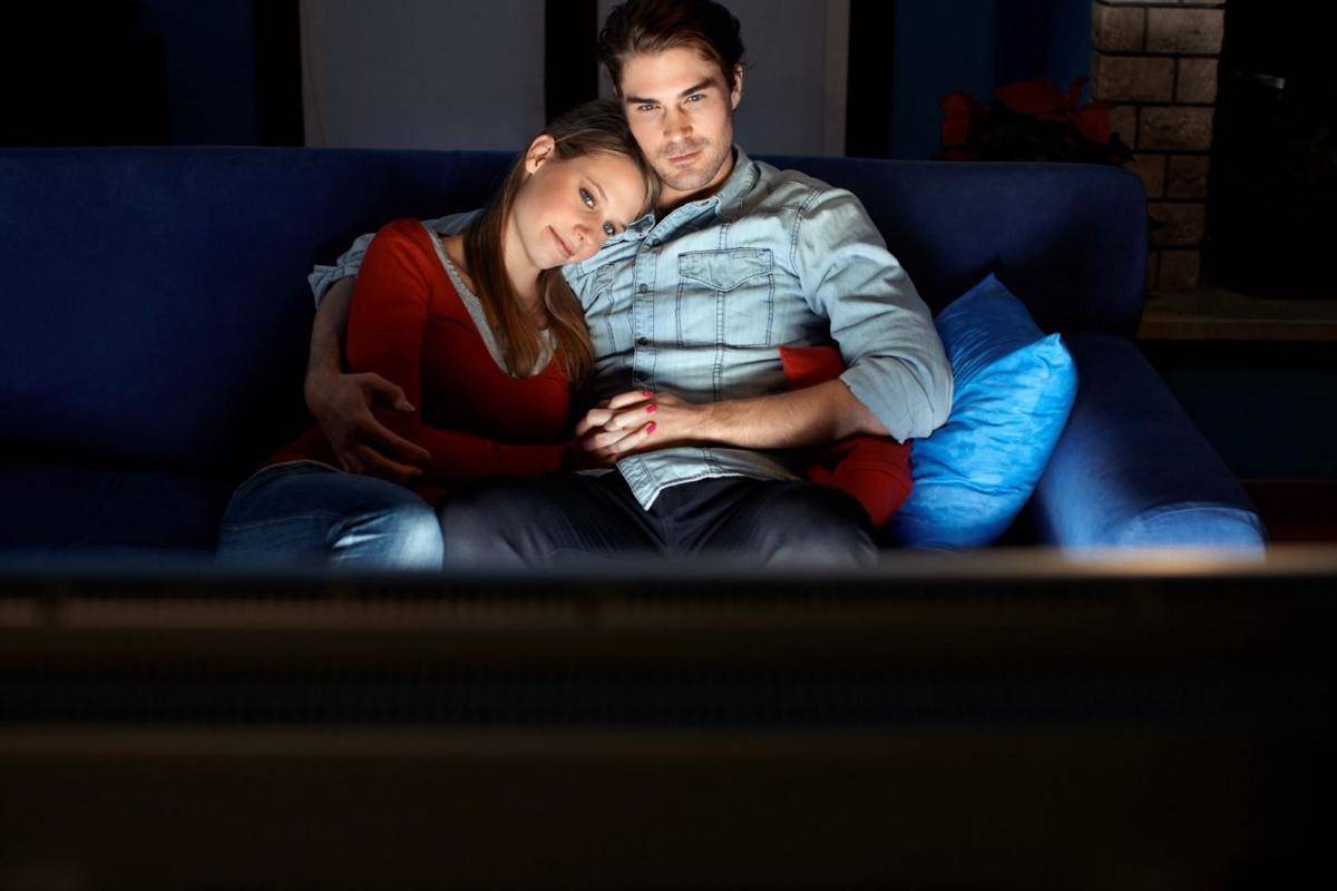 http://cdn.idntimes.com/content-images/post/20160108/romantic-0-37c8b865493c8978ba0445354d9a8405.jpg