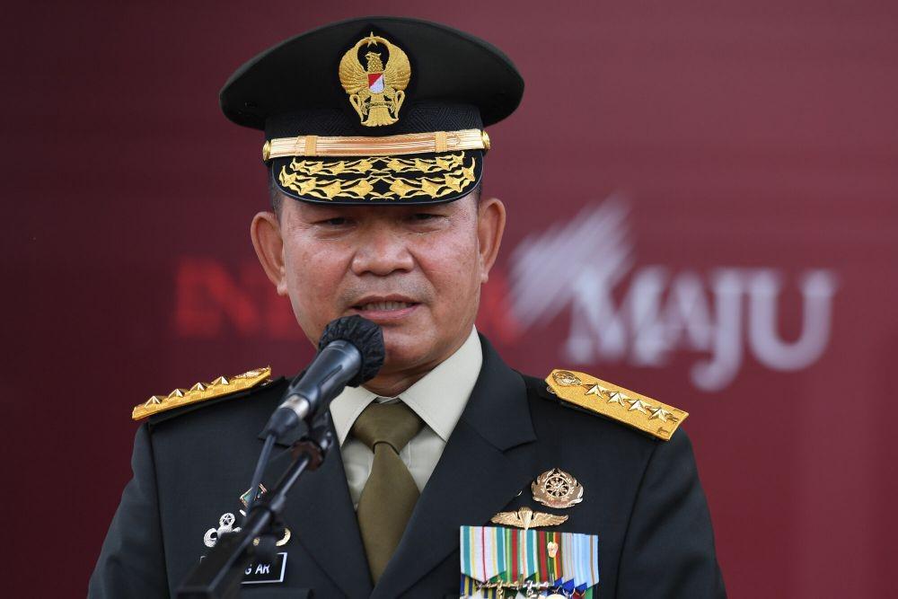 https://cdn.idntimes.com/content-images/post/20211120/rsz-antarafoto-pelantikan-ksad-171121-hma-1-bd2e4329e51ca67168d2cbd41dc82e28.jpg