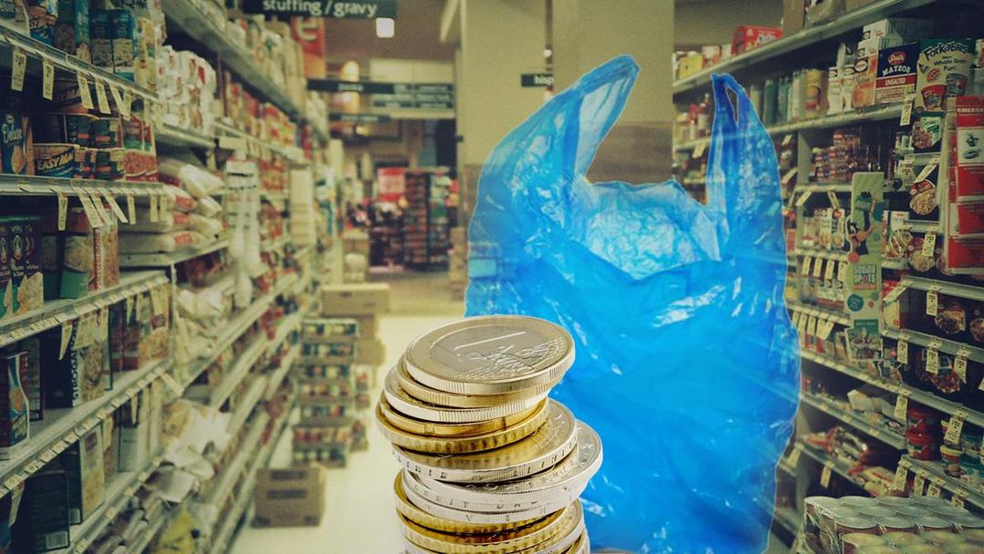 https://cdn.idntimes.com/content-images/post/20161002/rsz-should-plastic-bags-be-banned-e34b0c53b0ba041f8dc8972e843162be.jpg