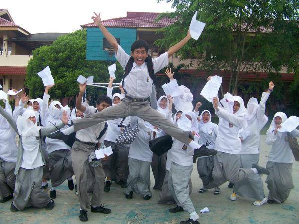 http://cdn.idntimes.com/content-images/post/20151123/sekolah16-d8c77bff7377325fe03463b1215ab603.jpg