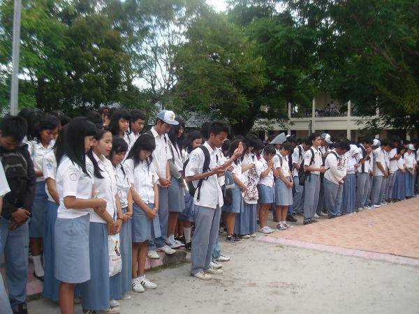 http://cdn.idntimes.com/content-images/post/20151123/sekolah18-914c48639736958f2f765ac826b00473.jpg