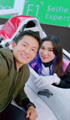 http://cdn.idntimes.com/content-images/post/20160216/selfieeeee-ff2ab3a53f49f8fd4f9dc2ab1b9f9011.jpg