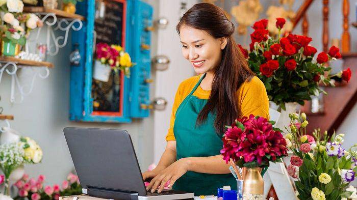 http://cdn.idntimes.com/content-images/post/20160218/small-business-owner-ss-1920-b32dc932e9993c36b36ca6ebd8a43c22.jpg