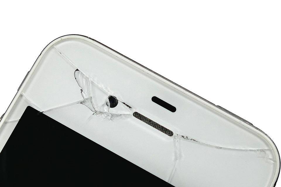 https://cdn.idntimes.com/content-images/post/20170124/smartphone-bd9a239524eb8de60b71fb4ca99f94c4.jpeg