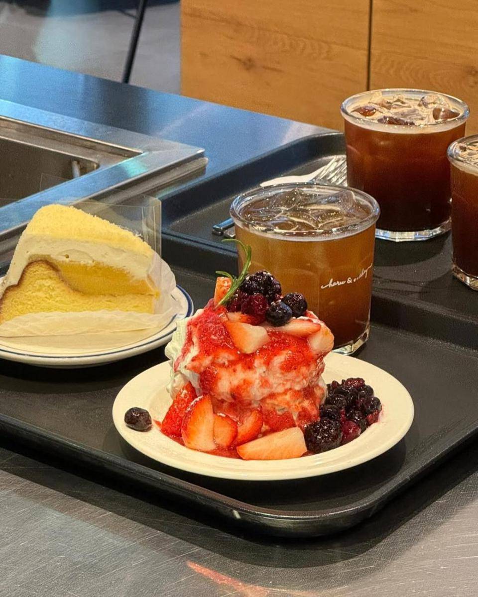 Haru and Oneday (instagram.com/cafe_haruoneday)