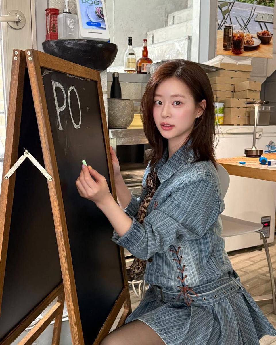 Hwang Sooji (instagram.com/110_771)