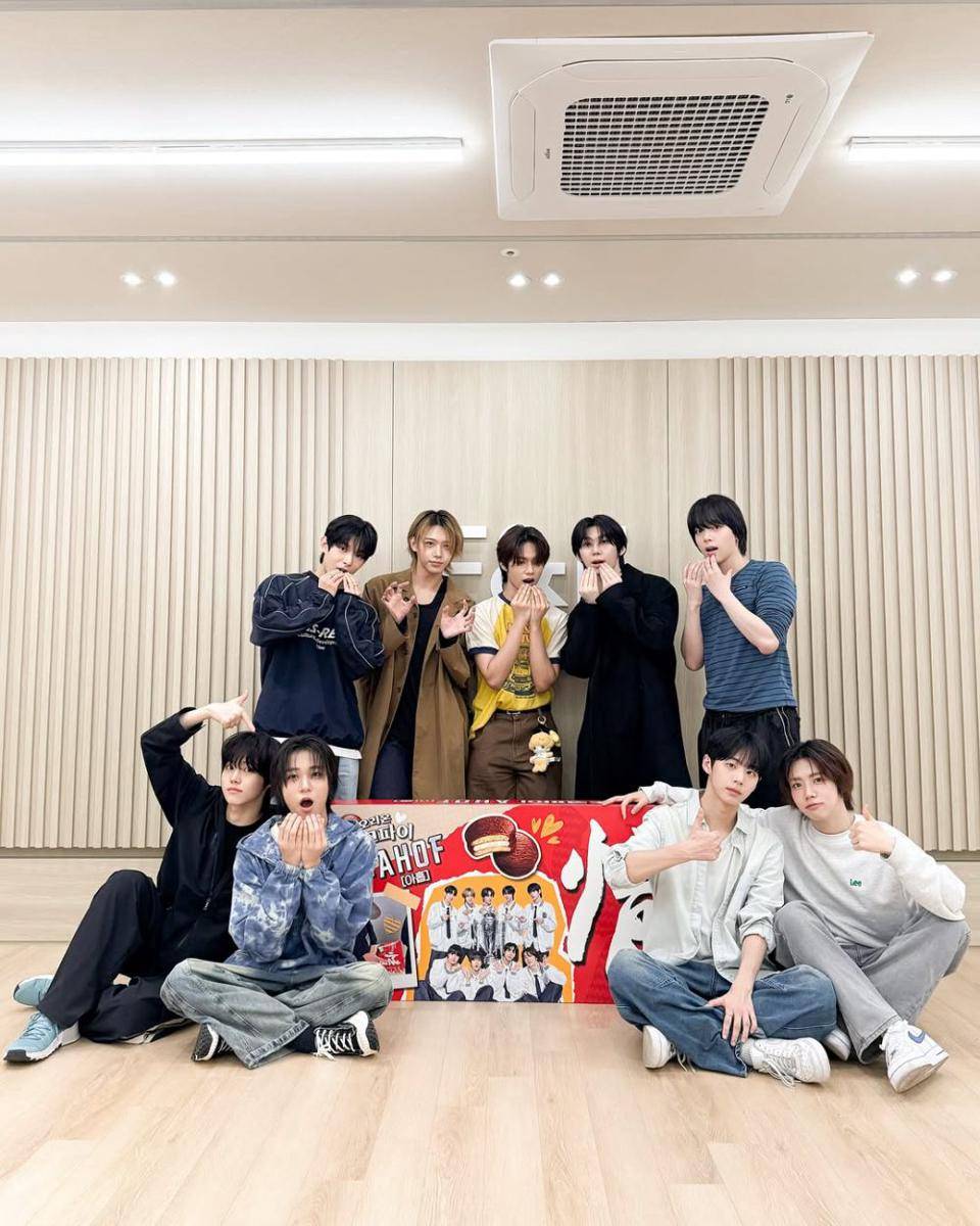 AHOF (instagram.com/ahof_official)
