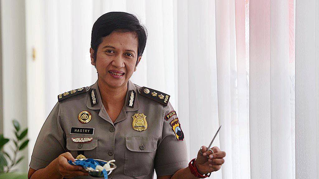 http://cdn.idntimes.com/content-images/post/20160318/sri-kompas-5dd1c55b9b5987819f231e3a0f09376e.jpg
