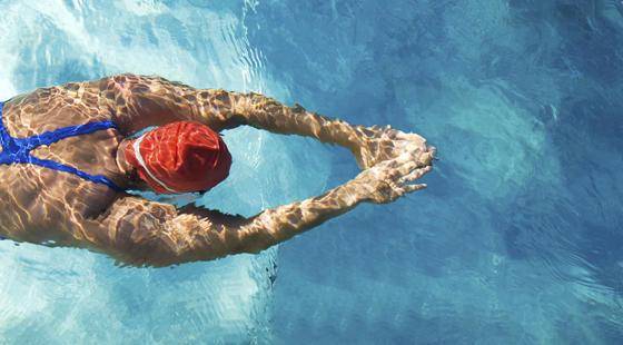 http://cdn.idntimes.com/content-images/post/20160526/swimming1-d53ef772a9aefb78a4b957492497d91e.jpg