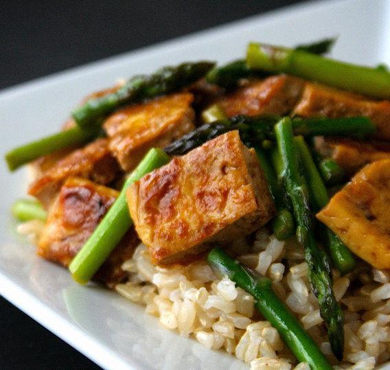 http://cdn.idntimes.com/content-images/post/20151218/tahuasparagus-7b879060be805b64b3b2dd081763d8a7.jpg