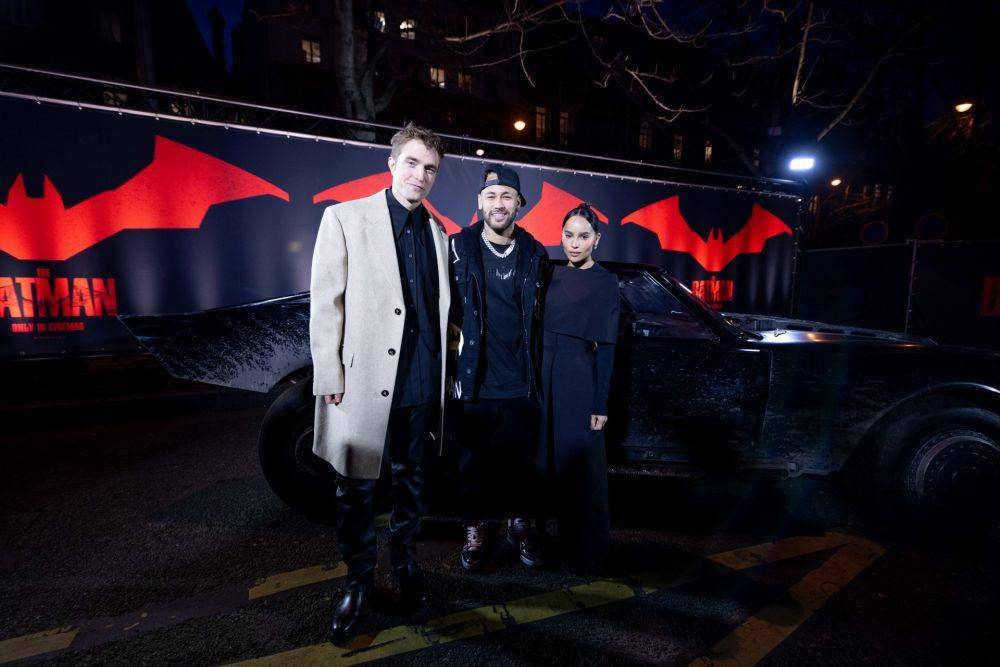 https://cdn.idntimes.com/content-images/post/20220222/tbm-paris-batmobile-neymar-anthonyghnassia-12-aae0e2c41725ab79b9bcf7ae94dc796d.jpg