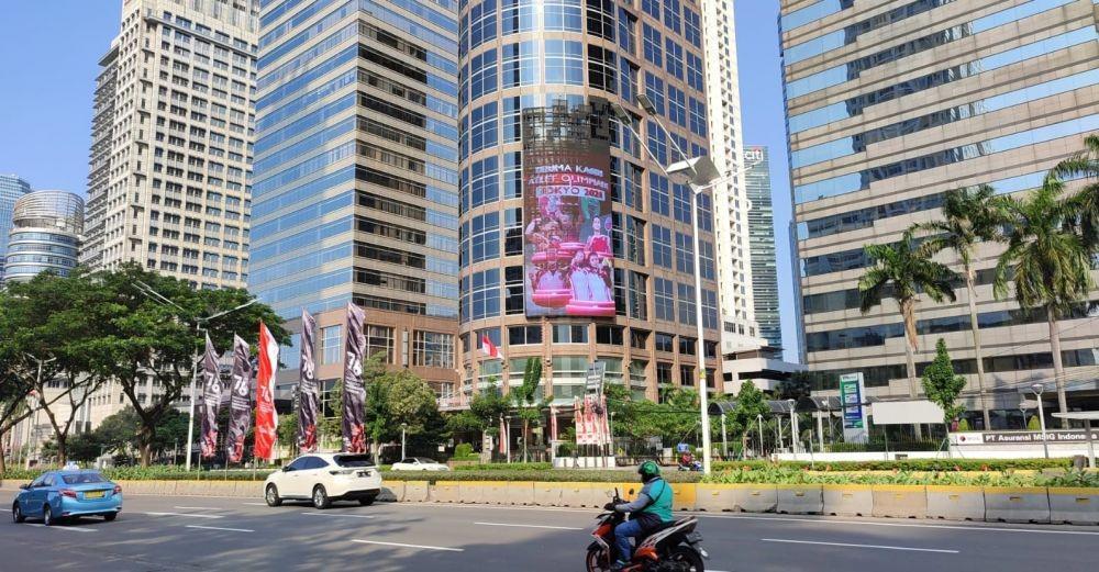 https://cdn.idntimes.com/content-images/post/20210820/tetrilicious-led-menara-sudirman-f7aec6b1f74228838f3e469135c15ba8.jpeg