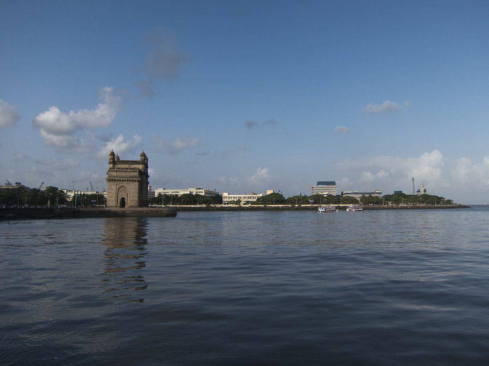 Gateway of India jika dilihat dari Laut Arab. (commons.wikimedia.org/Shiriskar.sagar)