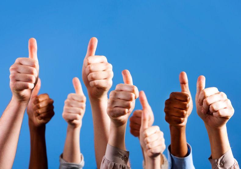 http://cdn.idntimes.com/content-images/post/20160321/thumbs-up-friend-family-approval-a171ceb02950e7f3bbbf6b9b59efecd2.jpg