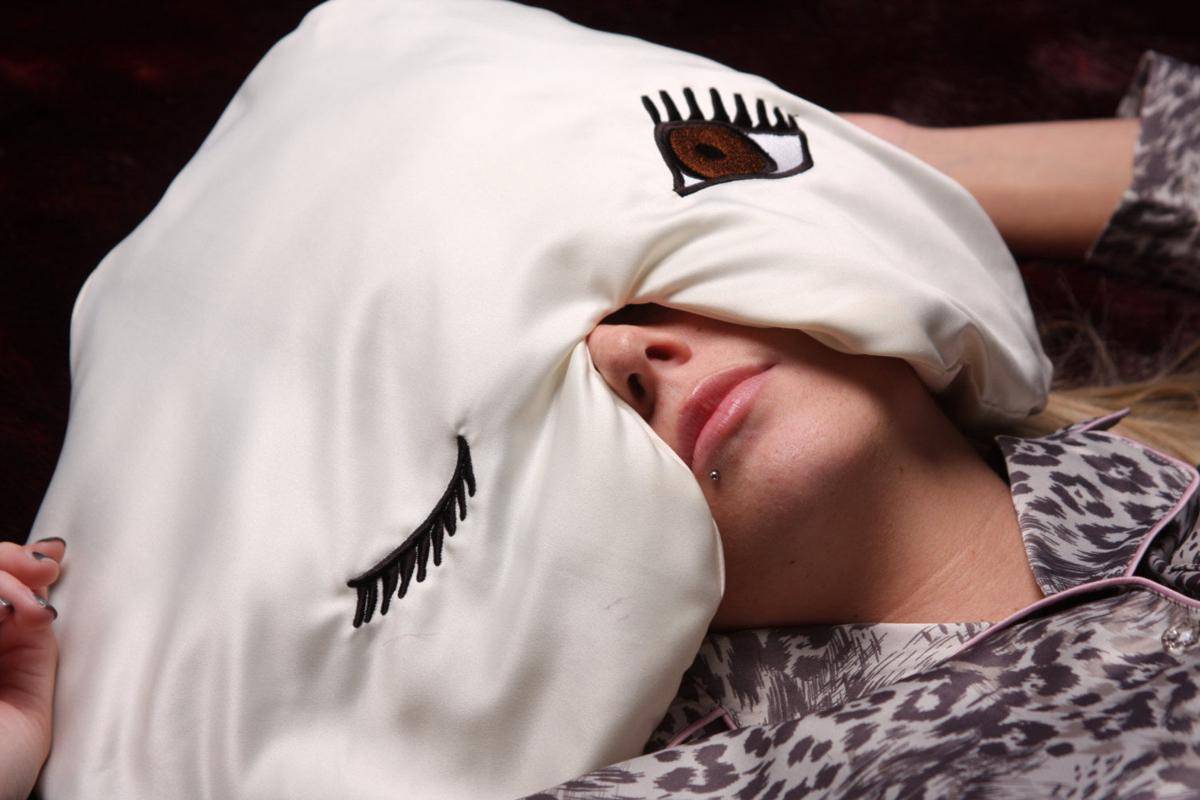 http://cdn.idntimes.com/content-images/post/20160527/tidur7-ab164ae766cb918d44f815ae64f99ea4.jpg