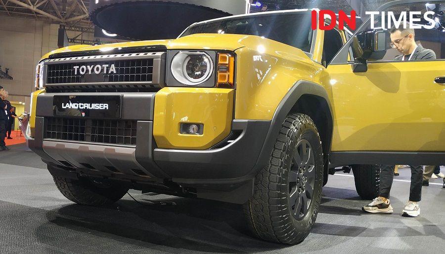 https://cdn.idntimes.com/content-images/post/20231105/toyota-land-cruiser-13-30ef11fadc3981c92938f6bb35683b40.jpg
