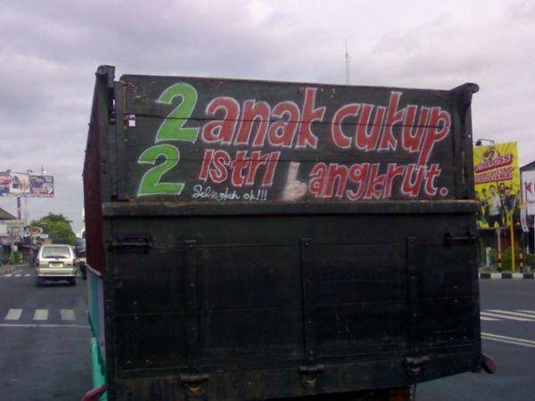http://cdn.idntimes.com/content-images/post/20160225/truk2-sekedar-tahu-blog-1830e703011337537486d26ca68e53d3.jpg