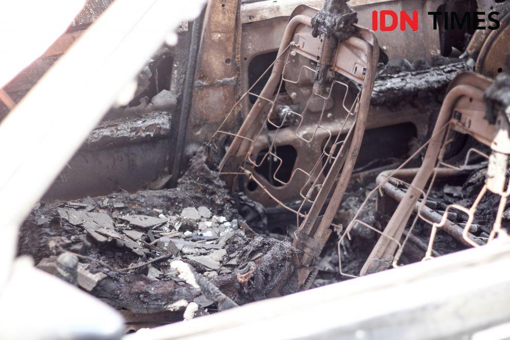 https://cdn.idntimes.com/content-images/post/20190601/tumpukan-mobil-sisa-kecelakaan-di-sepanjang-purwakarta-tol-purbaleunyi-8097-1623ca7cecdec8dfceaa33f69bd50e89.jpg
