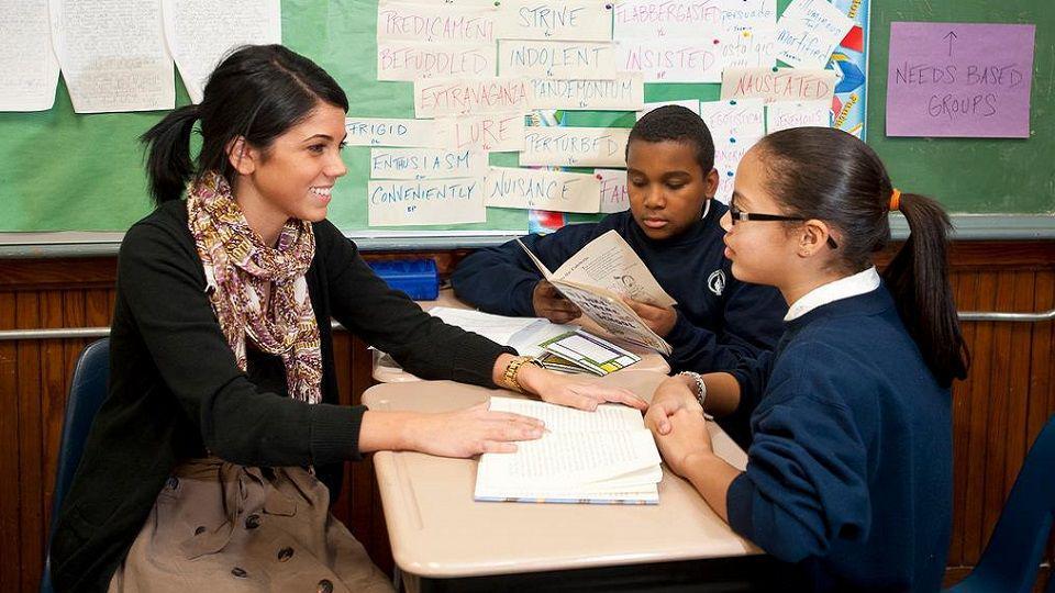 http://cdn.idntimes.com/content-images/post/20160408/tutoring-9443ebd805487b5dcf70a7e990d3f135.jpg