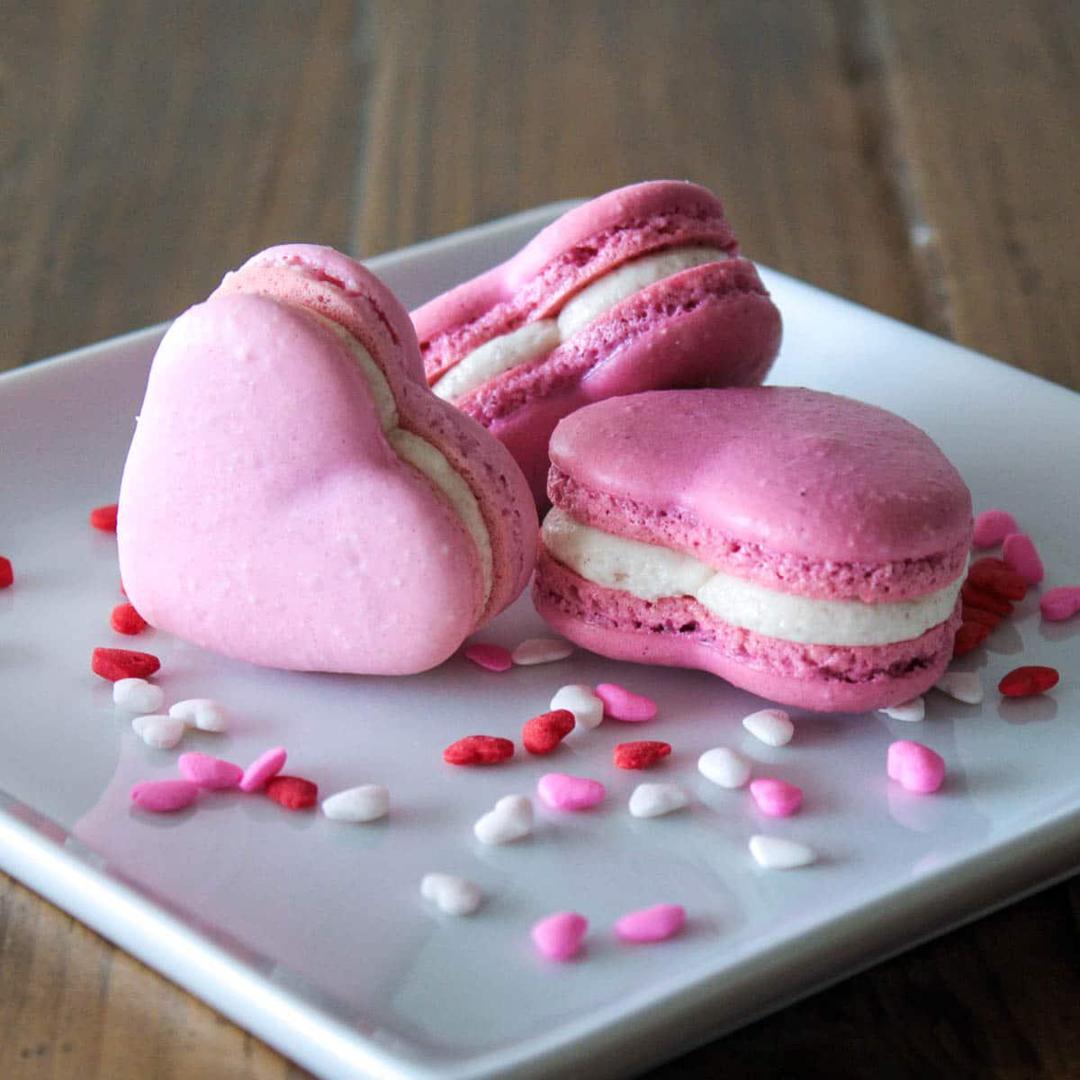https://cdn.idntimes.com/content-images/post/20180117/valentines-heart-macarons-9-2-aef2148977be69d4f2a394c0da741a15.jpg