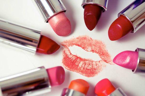 http://cdn.idntimes.com/content-images/post/20160229/wanita13-ummi-onlinecom-w600-h1000-d91df921e02385be61fd290d9da3c1db.jpg