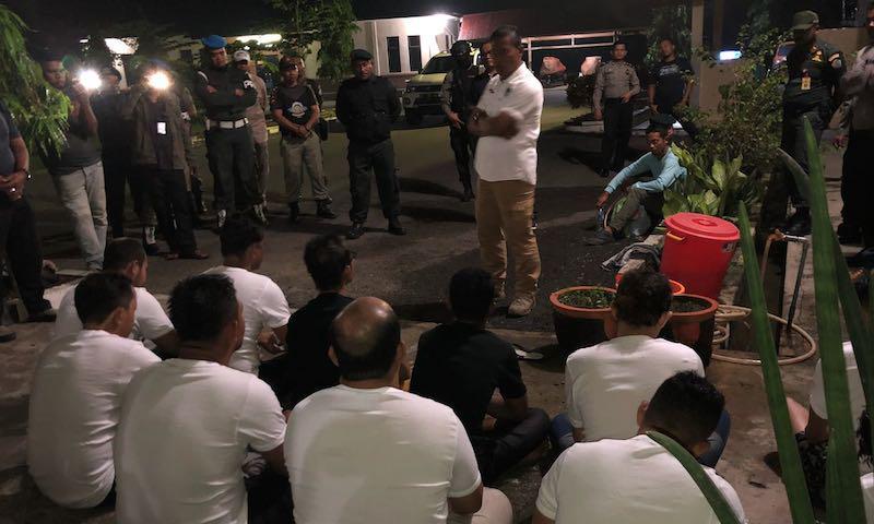 https://cdn.idntimes.com/content-images/post/20180130/waria-aceh-utara1-fffff3df83b6fb8775a5a85c23cb8a80.jpg