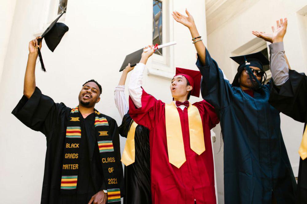 Wisuda (pexels.com/RDNE Stock Project)