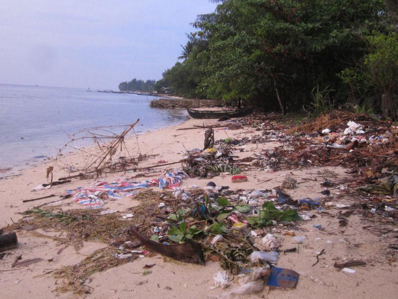 http://cdn.idntimes.com/content-images/post/20160112/wi-togarsilaban-pulau-tidung-bb6c0610b826de594844b1418f62e474.jpg