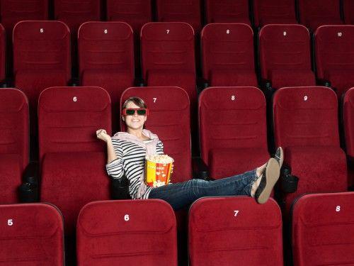 http://cdn.idntimes.com/content-images/post/20151204/woman-alone-in-movie-theater-500x375c-1-d91176bf98eaf973a1859f7172fba9f7.jpg