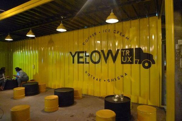 http://cdn.idntimes.com/content-images/post/20160302/yellowtruck-tabloid-nakita-41009f11bf7ee7a9a0c9807f343e67a8.jpg