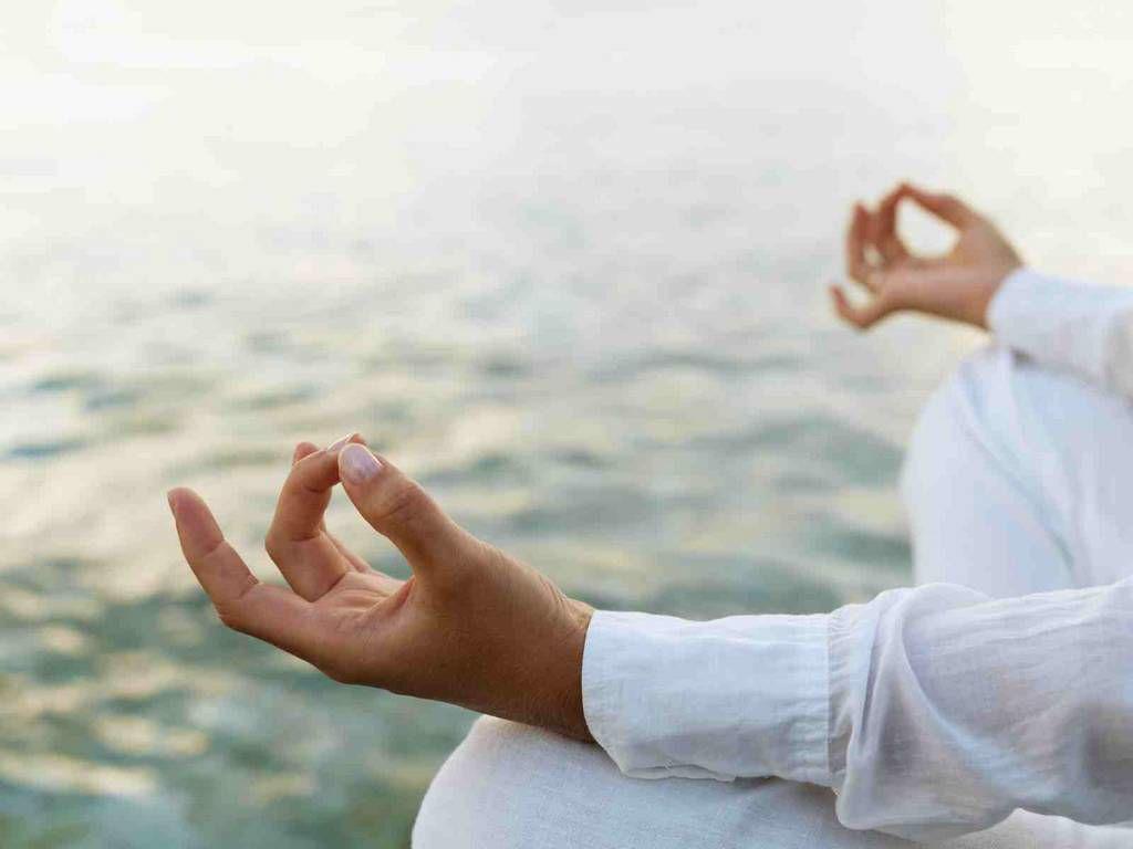 http://cdn.idntimes.com/content-images/post/20160306/yoga-relax-d759878cdcb03223ef235302ecc61f57.jpg