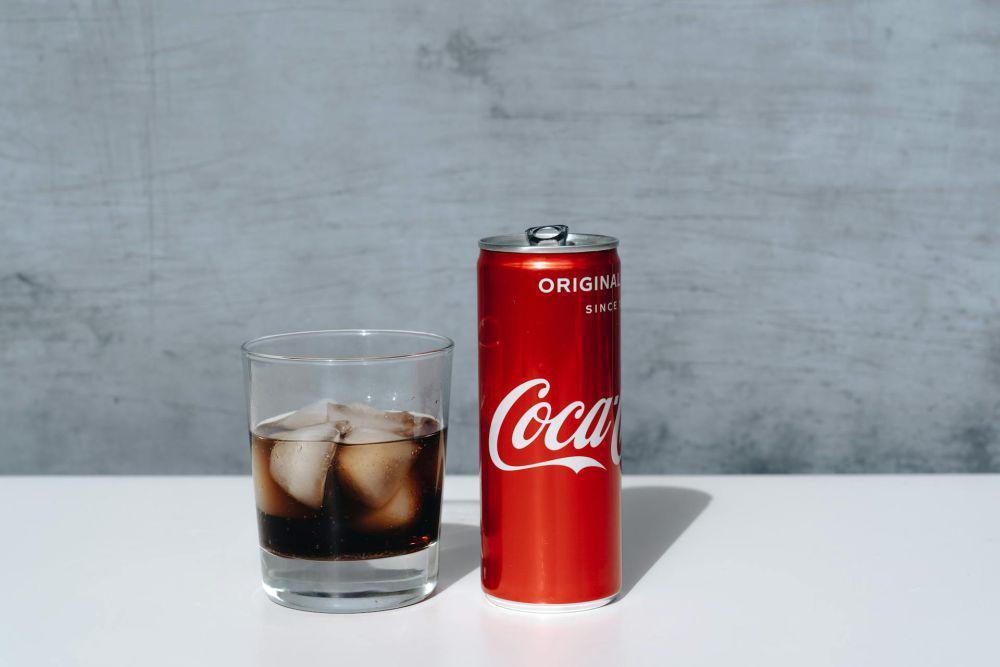 Bukan Hanya Diminum, 6 Manfaat Coca Cola yang Jarang Diketahui Orang
