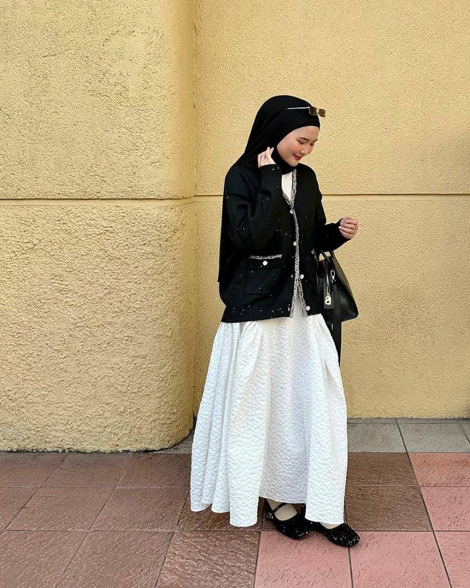 Intan Ghazella (instagram.com/intanghazll_)
