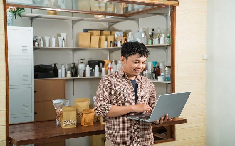 5 Tools AI Gratis yang Bikin Bisnis UMKM makin Cuan!