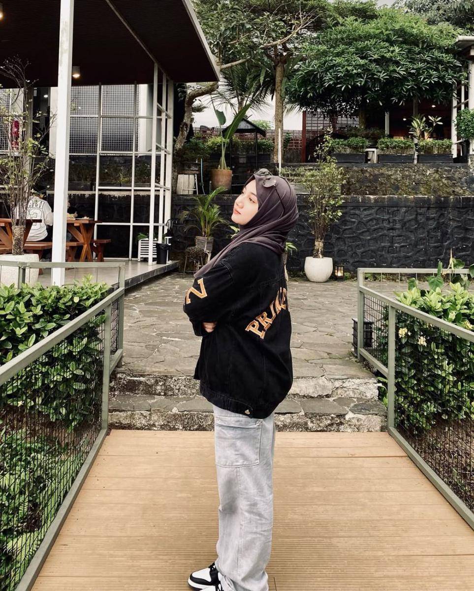 Salwa Azis (instagram.com/slw.azs)