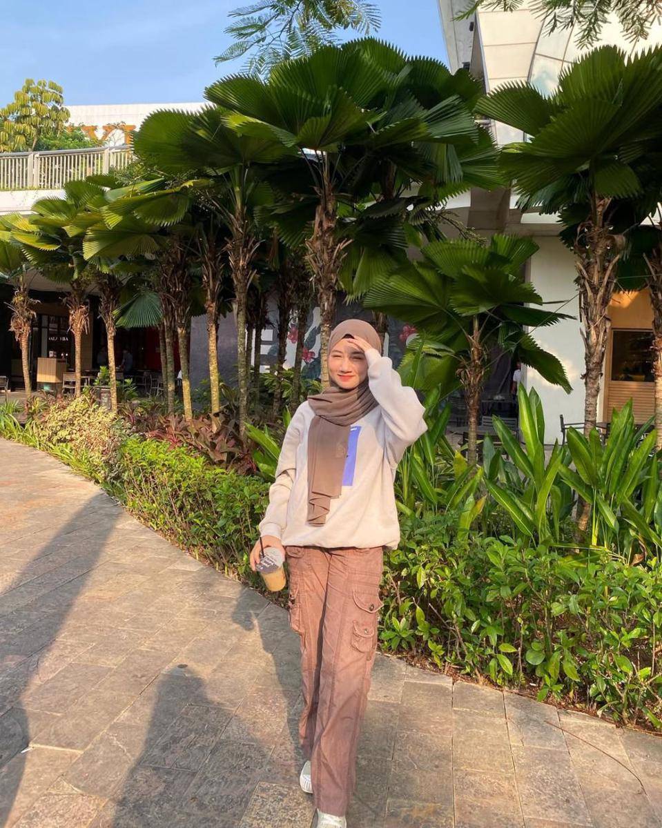 Salwa Azis (instagram.com/slw.azs)