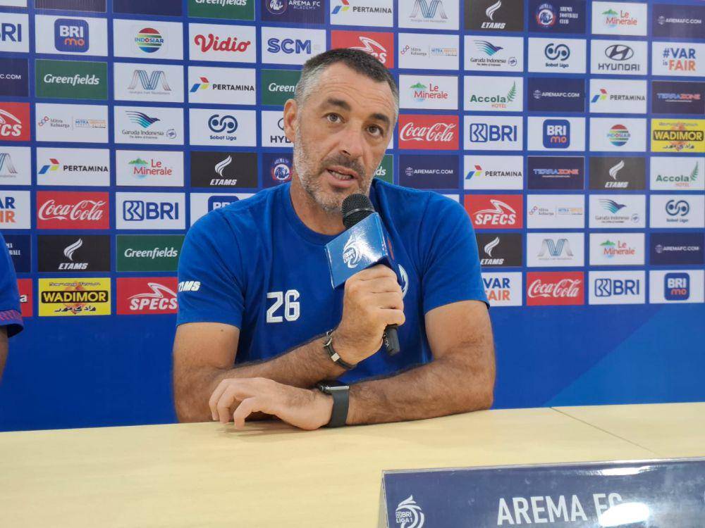 Pelatih Arema FC, Ze Gomes. (IDN Times/Rizal Adhi Pratama)