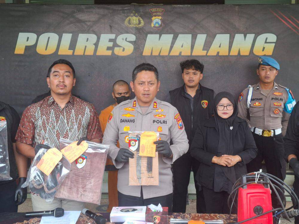 Konferensi pers kasus pembunuhan mahasiswa di Gondanglegi. (IDN Times/Rizal Adhi Pratama)