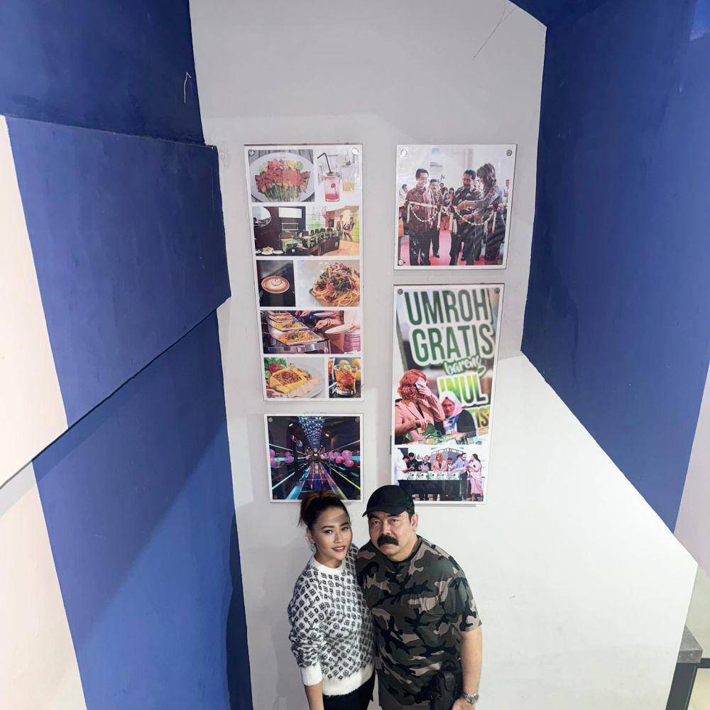 Inul 20 tahun kerja kantoran (Instagram.com/inul.d)