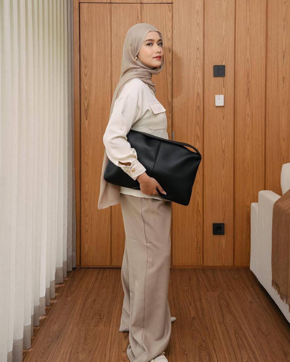 inspirasi classic style ala Ana Octarina (instagram.com/anaoctarina)