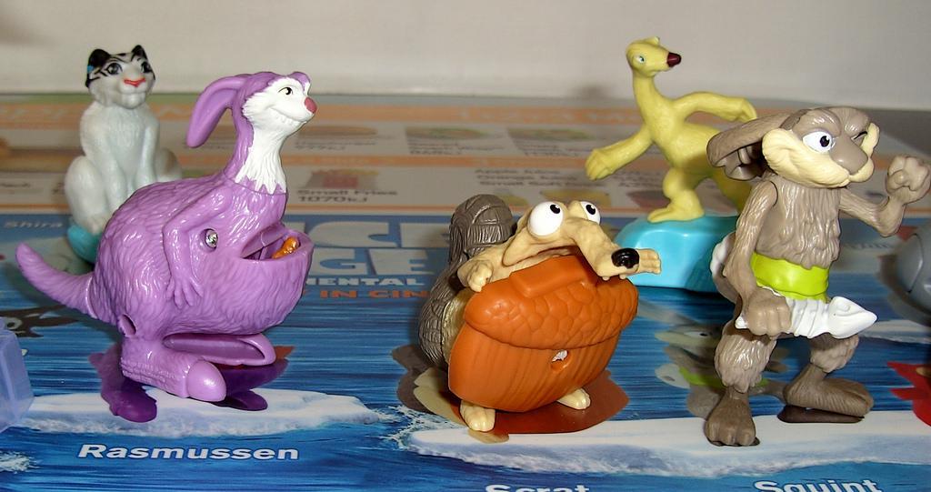 https://cdn.idntimes.com/content-images/post/20180116/2012-ice-age-0184cfaa8d7ca16038a505b3631b8977.jpg