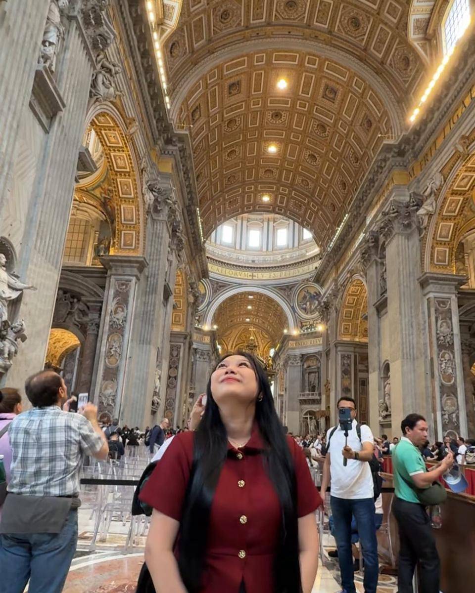 Jess No Limit dan Sisca Kohl kunjungi Saint Peter's Basilica (instagram.com/jessnolimit)