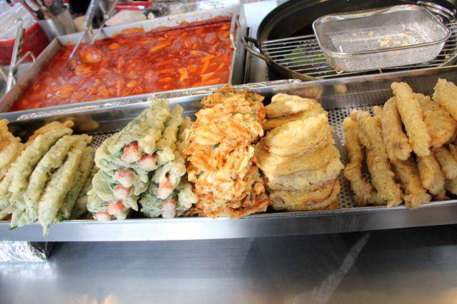 https://cdn.idntimes.com/content-images/post/20170919/78158db1c09e92769b910443c953133f-korean-street-food-korean-food-3f23e9a327092738efe9d99df5463ba8.jpg