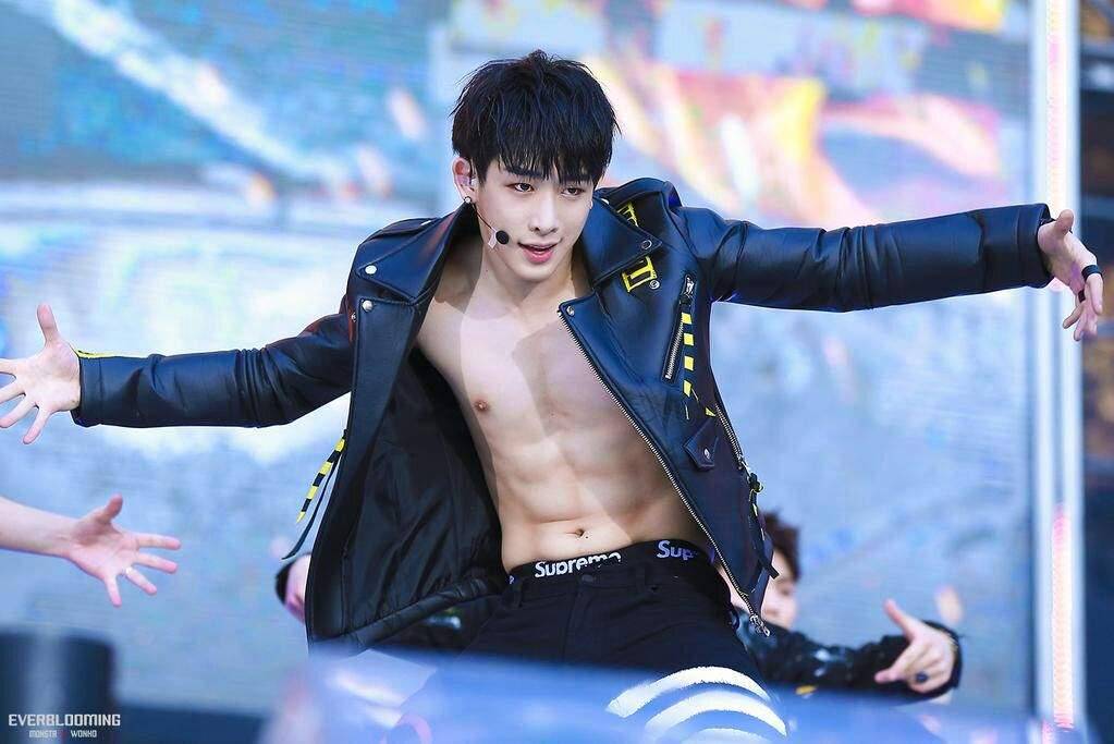 https://cdn.idntimes.com/content-images/post/20171213/aminoapps-wonho-36959e0dd721eb0ff9c6c8f8cbab23ed.jpg