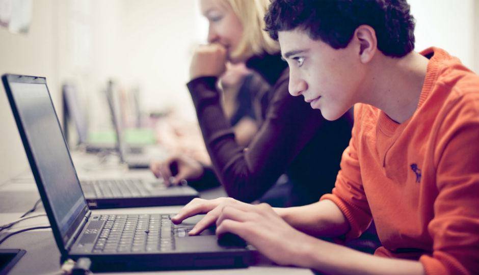 https://cdn.idntimes.com/content-images/post/20170712/best-laptop-for-engineering-students-06fde9ffc180a58f4eba3415931d3016.jpg
