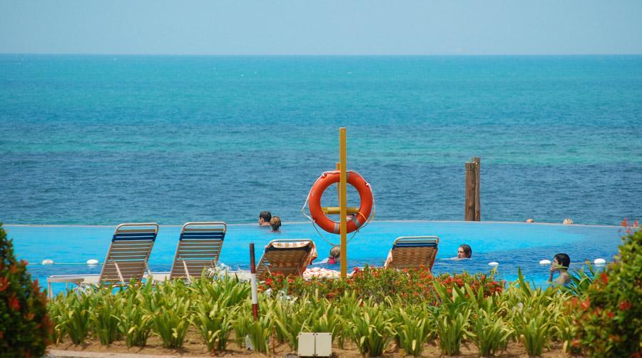 https://cdn.idntimes.com/content-images/post/20171124/bintan-riau-d9523b546823d29e84366cd168a2c1ef.jpg