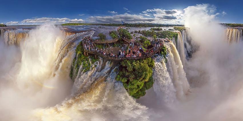 https://cdn.idntimes.com/content-images/post/20170306/bird-eye-11-62a8fb449532b5e1f5d3c0c9a9beea8c.jpg