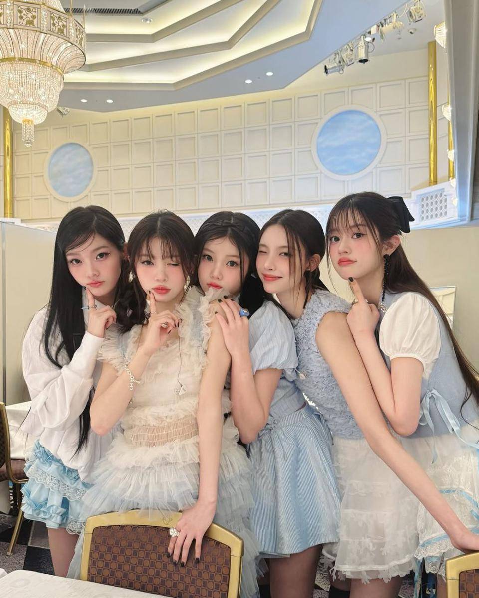potret ILLIT (instagram.com/illit_official)