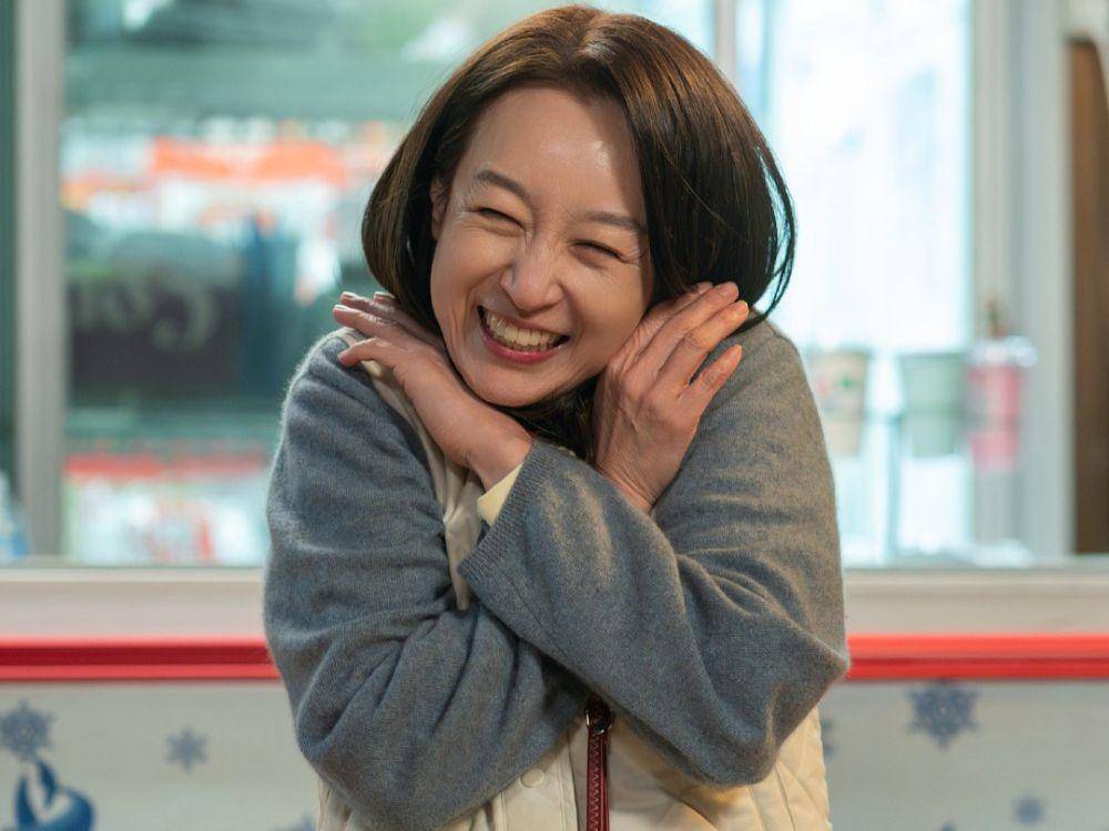 still cuts drama Salon De Holmes (instagram.com/channel.ena.d)